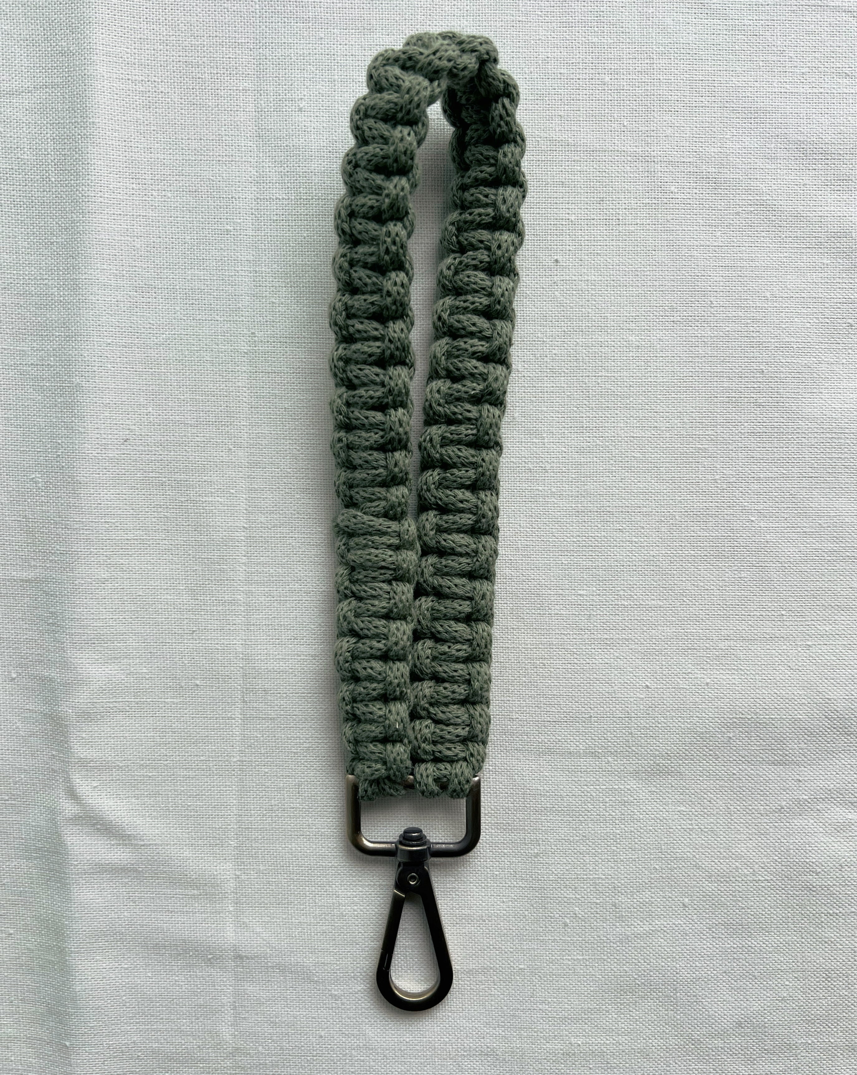 The Macramé Hanyard